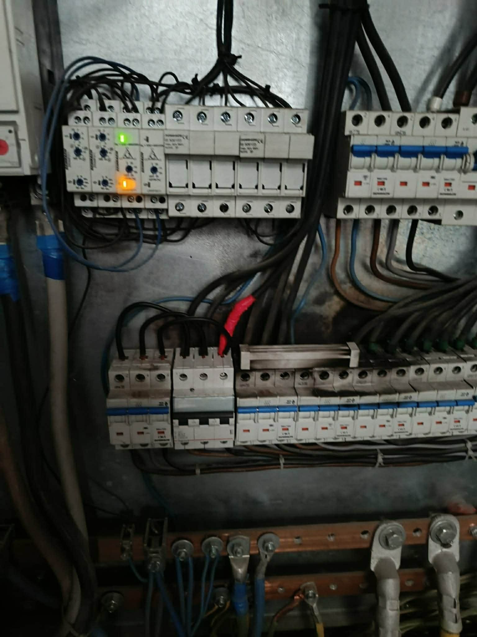 How to Lower Electricity Bills in Summer & Prevent Overloads